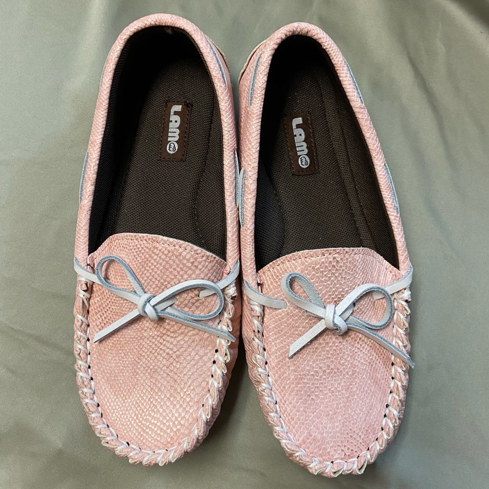 Lam Slippers NWOT PINK size 7 1/2
